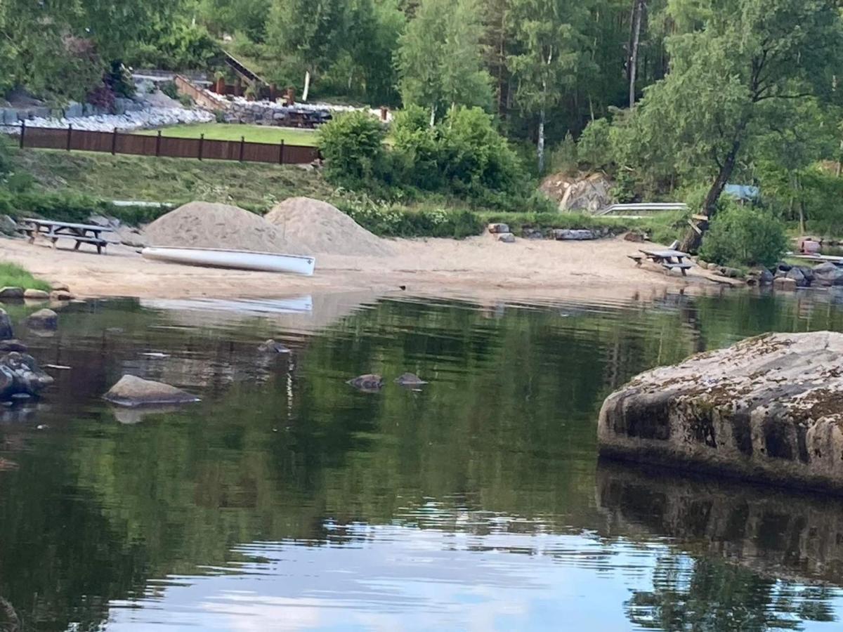 Anneks I Naturskjonne Gitlevag Apartment Lyngdal Exterior photo